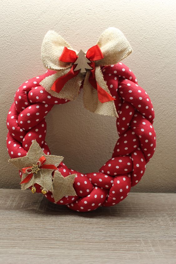 Unveiling the Magic of Christmas: Crafting a Fabric Braid Christmas Wreath