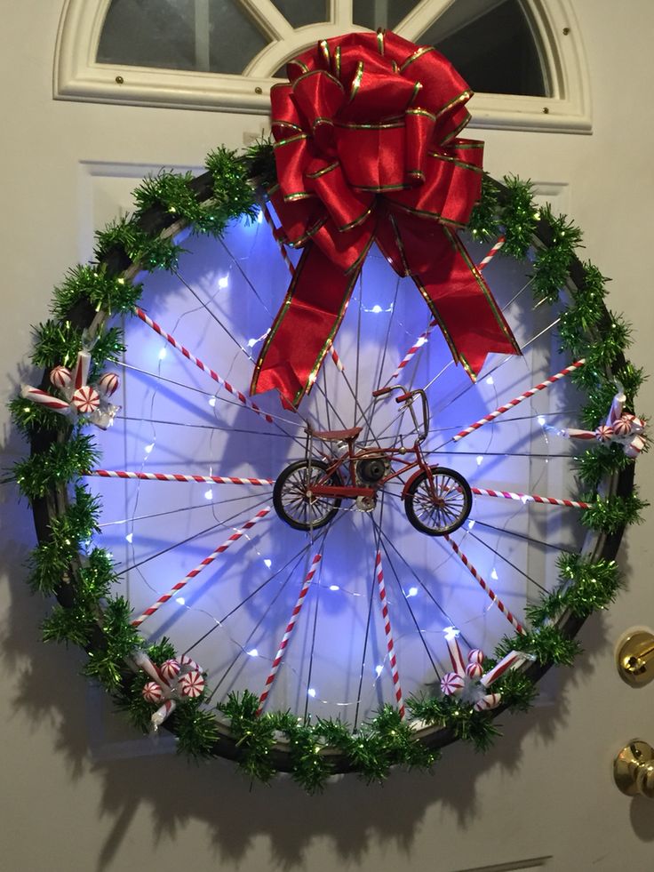 creative christmas decoration with bicycle wheels ideas 6