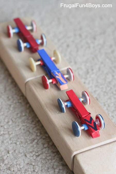 20+ Super Ingenious DIY Clothespin Crafts