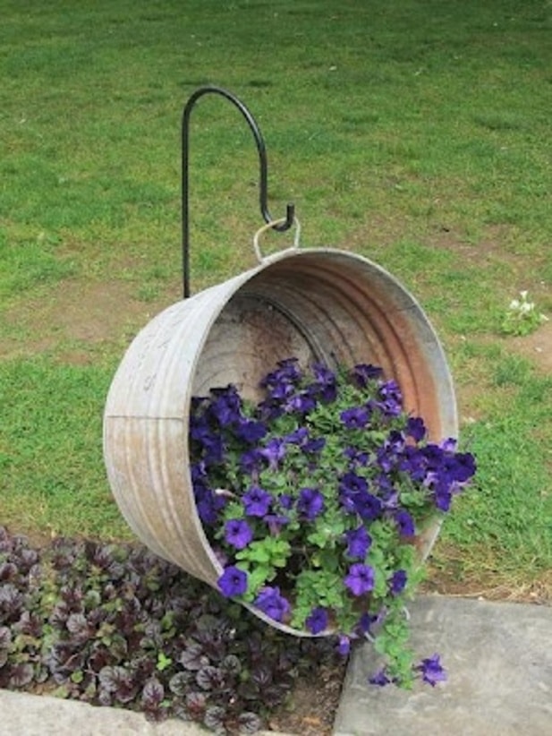 15+ Unique Flower Planters That Will Beautify Your Garden