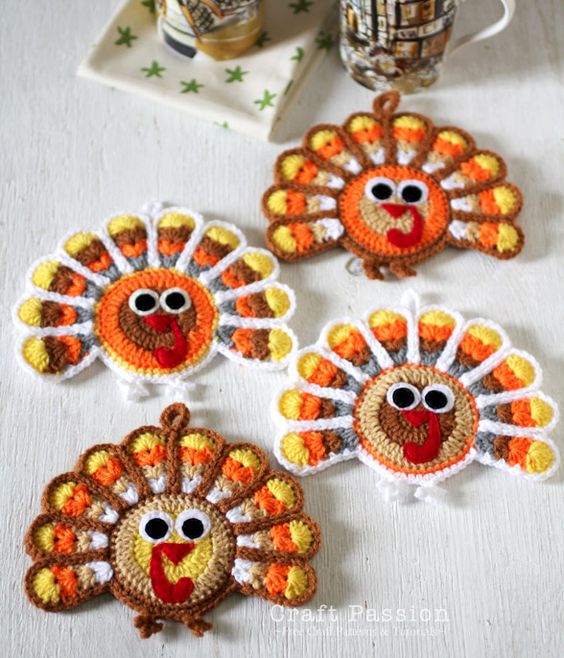 20+ Creative Thanksgiving Decoration Ideas