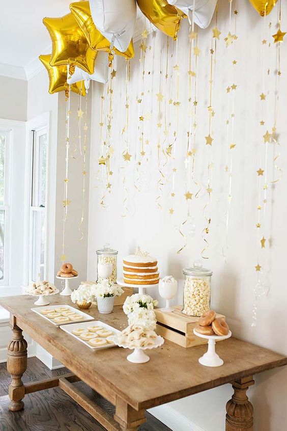 15+ Inspirations to Decorate Your Home for New Years Eve