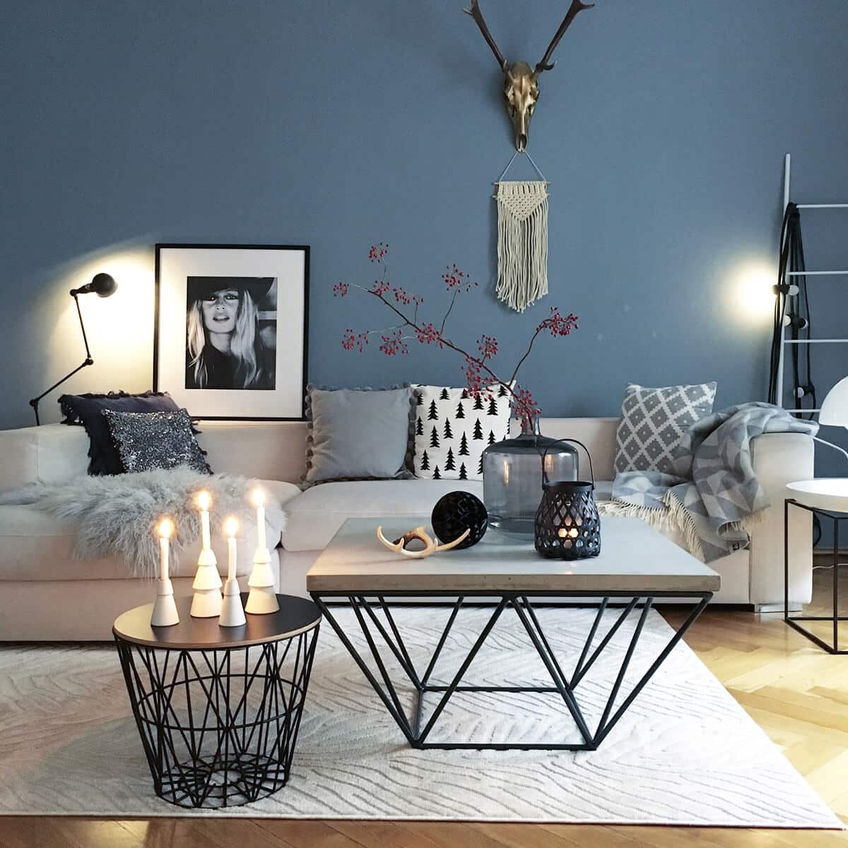 15+ Tips for decorating a coffee table