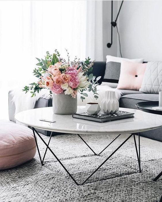 15+ Tips for decorating a coffee table