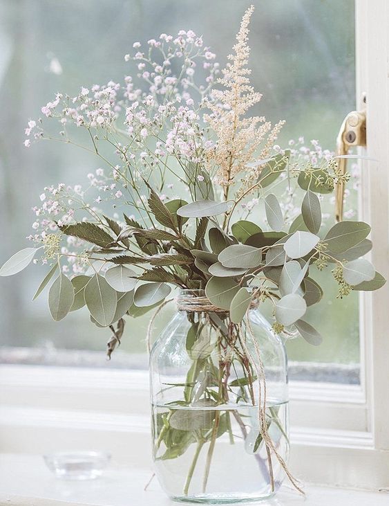 decorating with eucalyptus branches 4