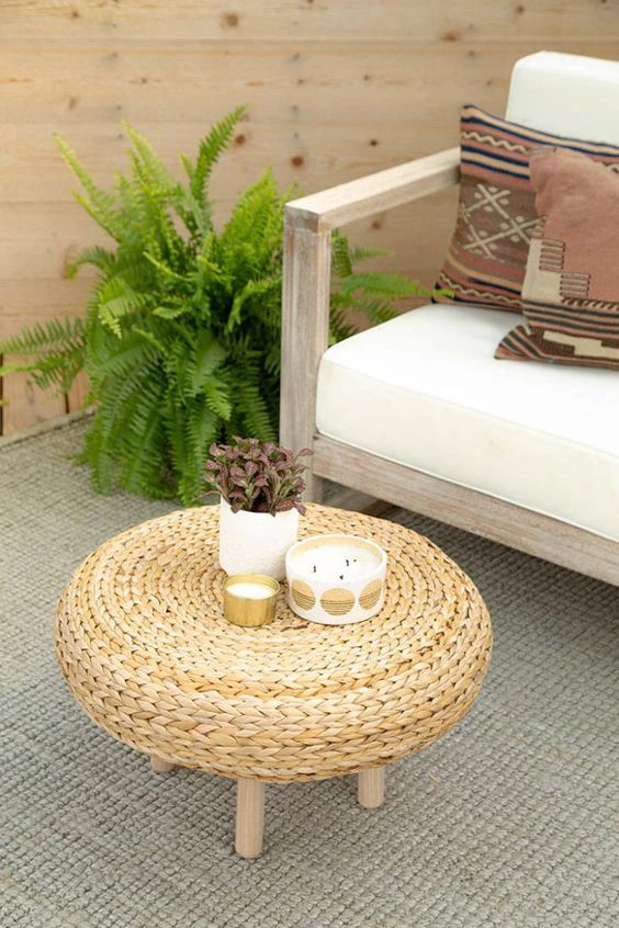 decoration with furniture made of straw 1