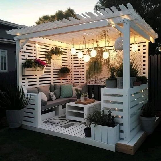 DIY Cabana Lounge Ideas For Garden