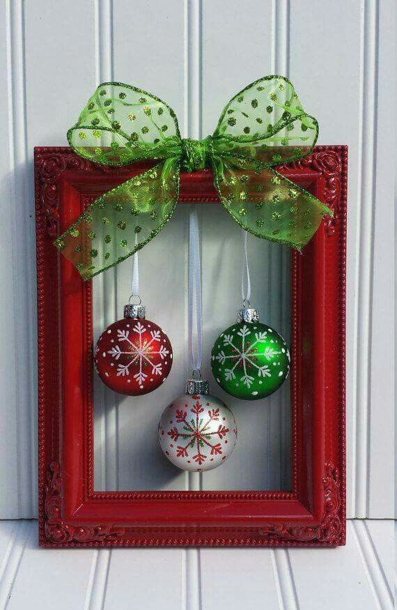 diy christmas projects with frames balls 1