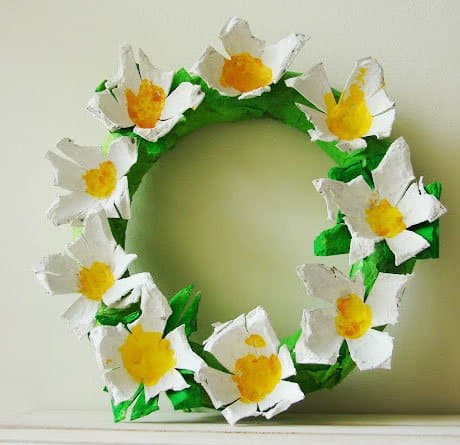 Awesome DIY Projects Made With Recycled Egg Cartons