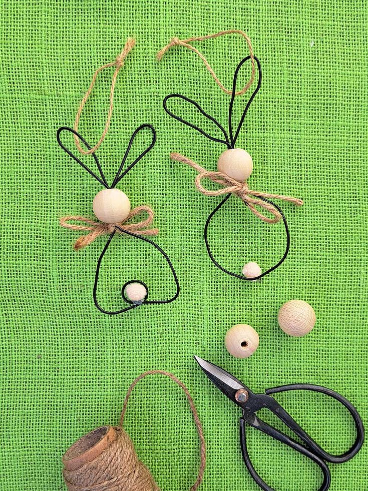 easter decoration with wooden beads and wire 2