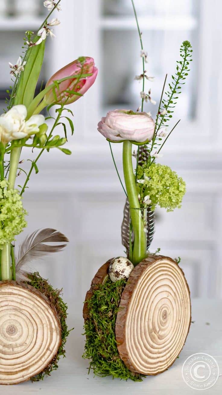 easter decoration with wooden slices 9