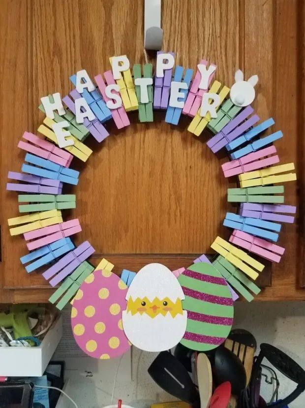 easter wreaths with clothespins 8