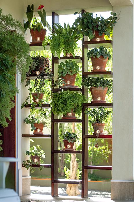 Fantastic Flower Decorations for Small Balconies