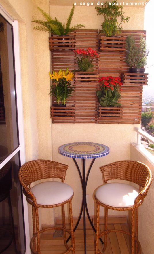 Fantastic Flower Decorations for Small Balconies