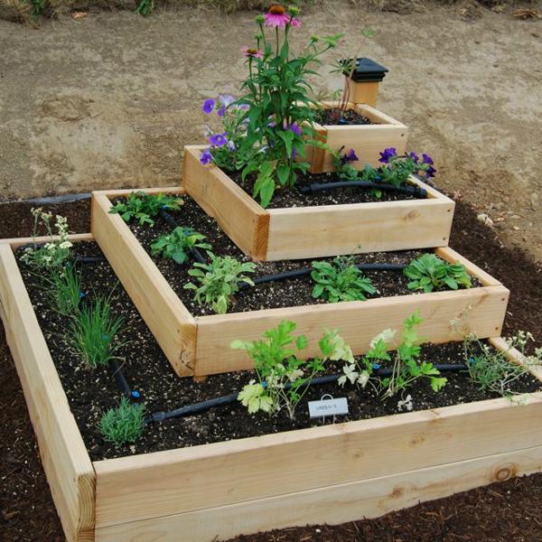 15+ Impressive DIY Flower Beds For Your Garden