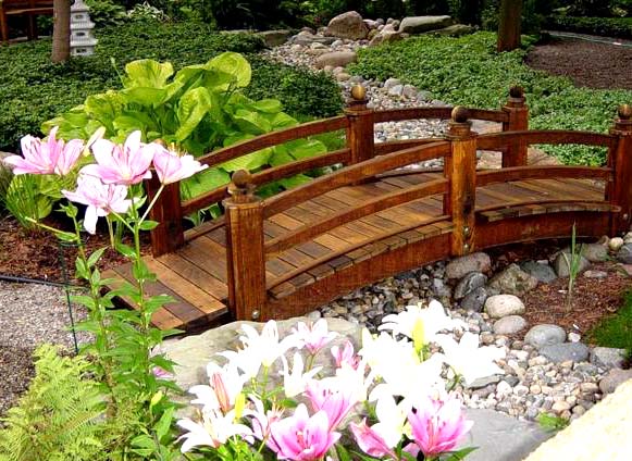 15+ Charming Garden Bridges That Will Crush Your Heart