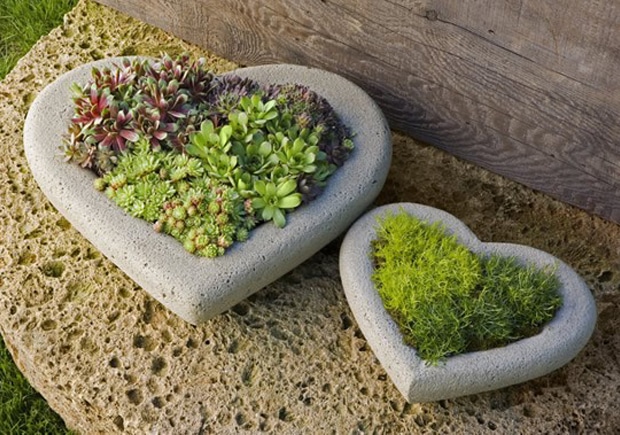 garden decor with stones 12