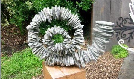 garden decor with stones 13