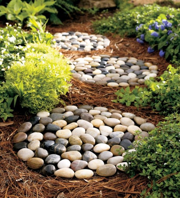 15+ Awesome Garden Decor With Stones