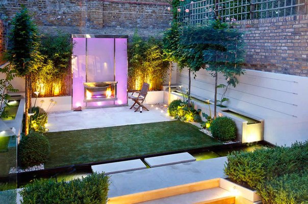 15+ Superb Garden Fence Lighting Ideas