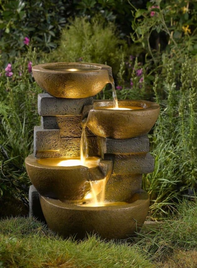 15+ Awesome Garden Fountains And Water Ponds