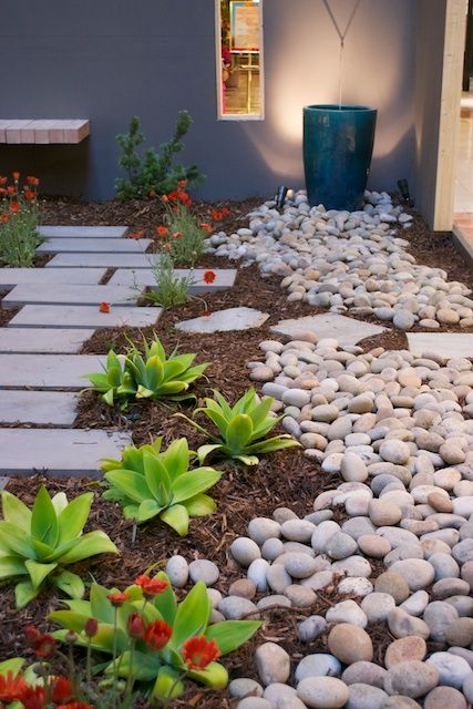 20+ Great DIY Garden Pathway Ideas