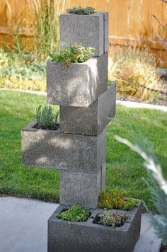 Decorative Garden Projects Using Cinder Blocks