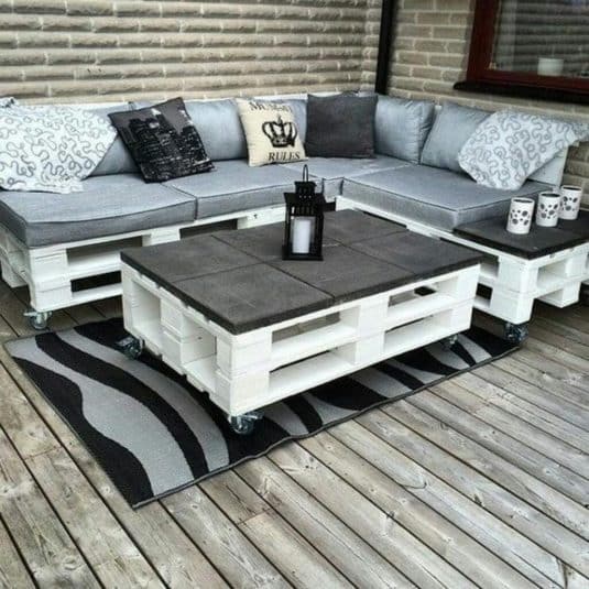 Awesome Outside Seating Ideas with Recycled Items