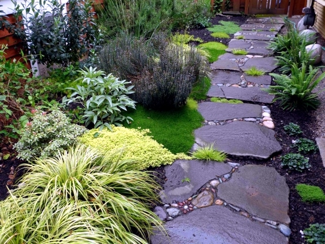 15 Awesome Garden Design With Stones and Rocks