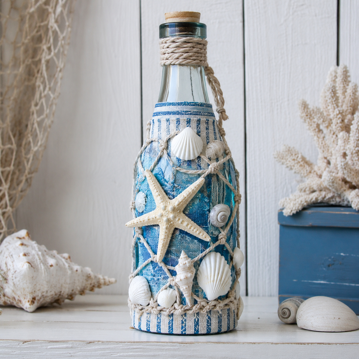 Glass Bottles Adorned with Seashells: Beautiful Coastal DIY Decor Ideas Glass Bottles Adorned with Seashells: Beautiful Coastal DIY Decor Ideas glass bottles adorned with seashells 5