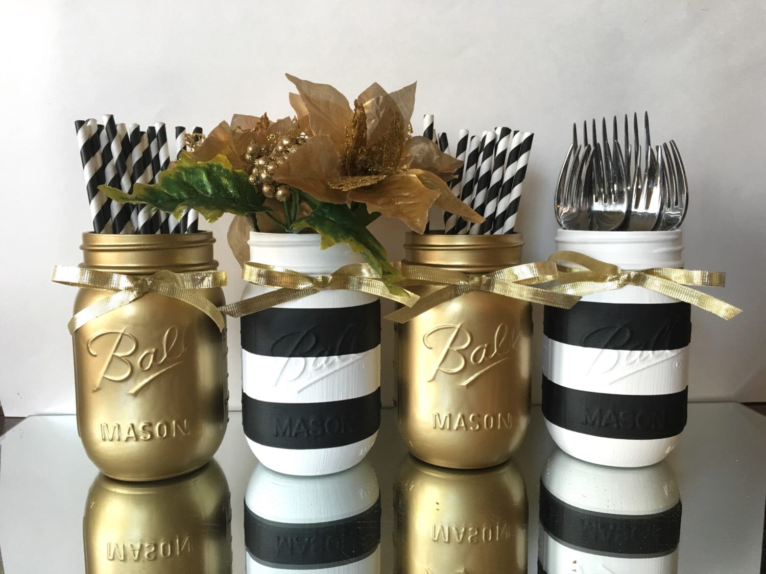 15+ Awesome Ideas for DIY Gold Decor