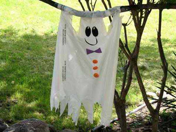 halloween decorations with trash bags 4