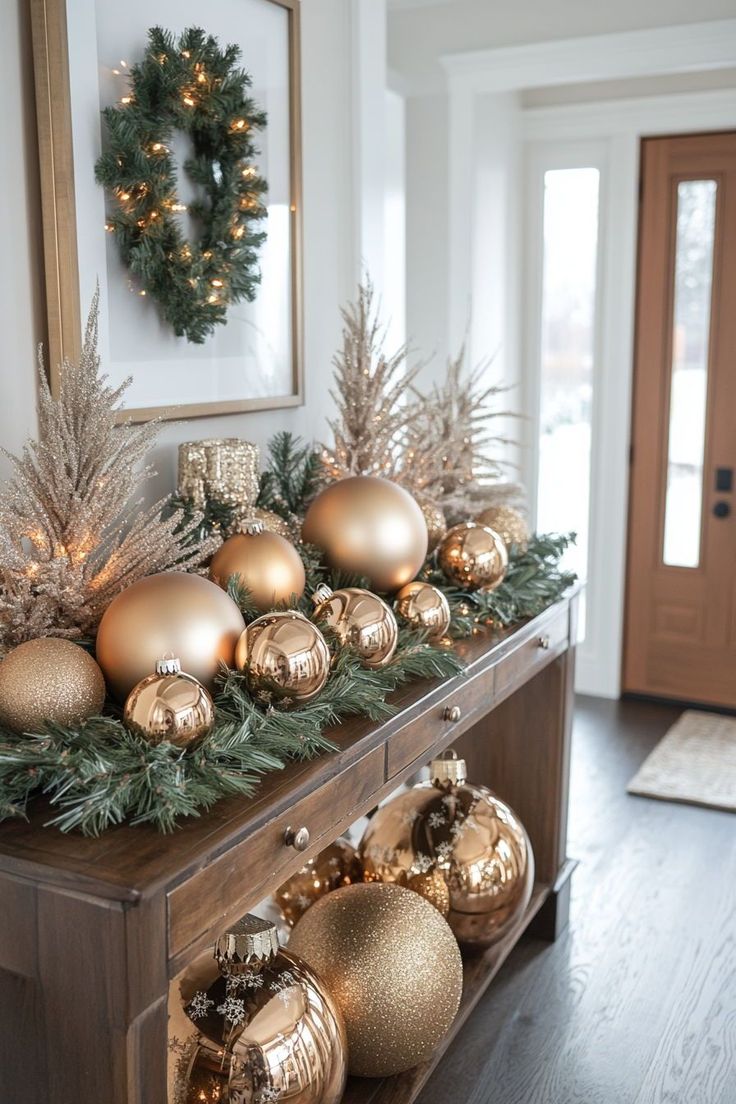 hallway christmas decor ideas for your home 5