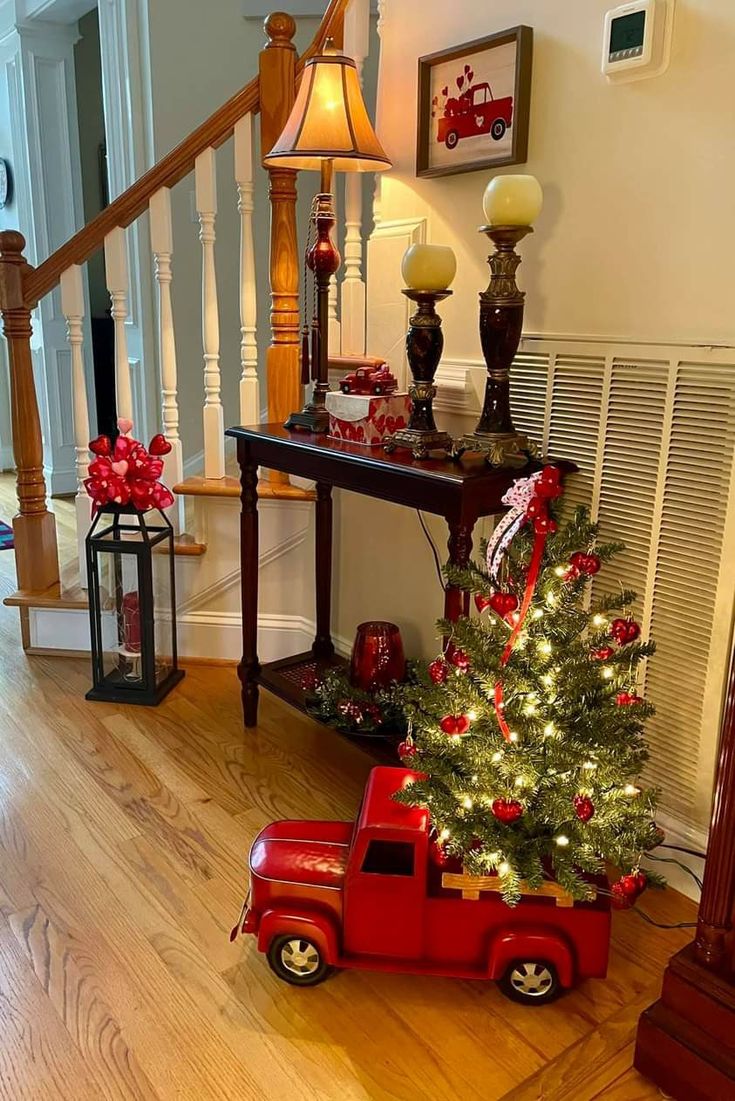 hallway christmas decor ideas for your home 9