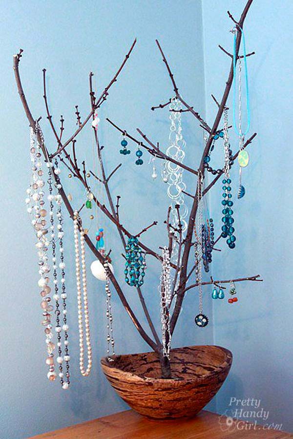 hanger ideas for your jewelry storage