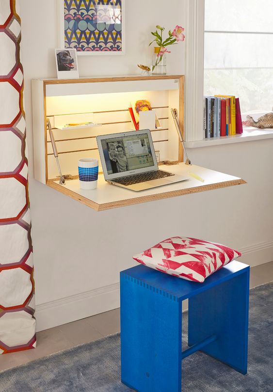 ideas for hanging desks made from pallets 6