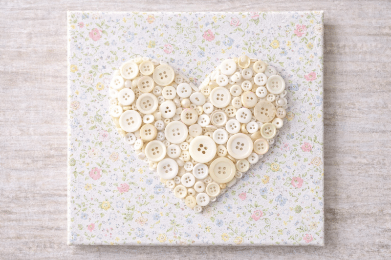 ideas for hearts made with buttons 7