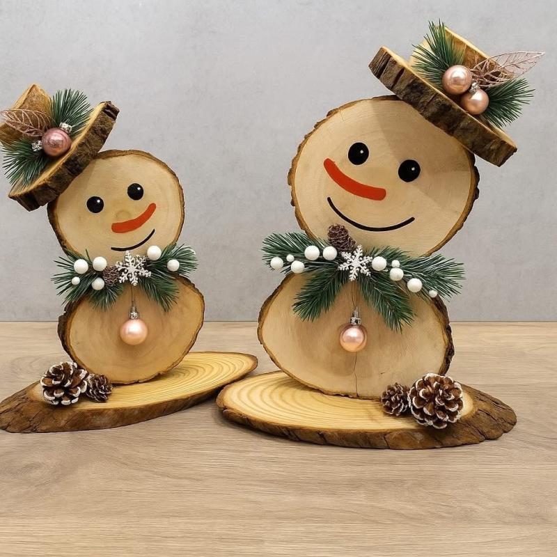 ideas for snowmen made with wooden slices