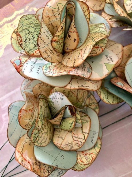 20+ Ideas for Using Maps in Decoration