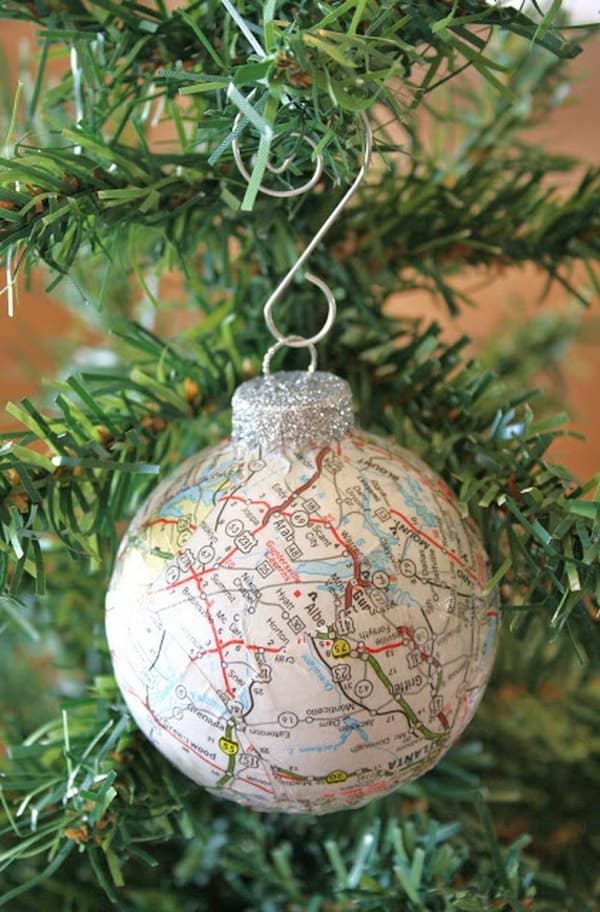 20+ Ideas for Using Maps in Decoration