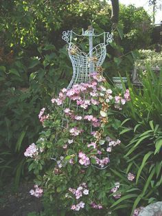 Beautiful Ideas with Wire to Decorate Your Garden