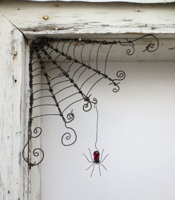 ideas with wire to decorate your garden