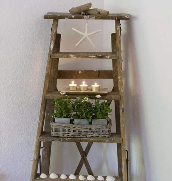 15+ Superb Ladder Decor Ideas