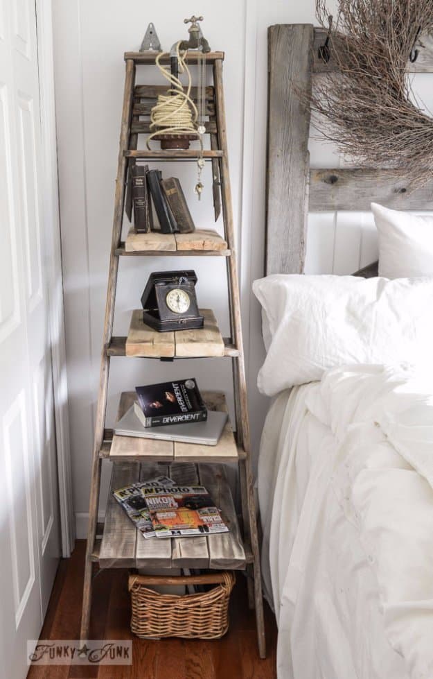 15+ Superb Ladder Decor Ideas