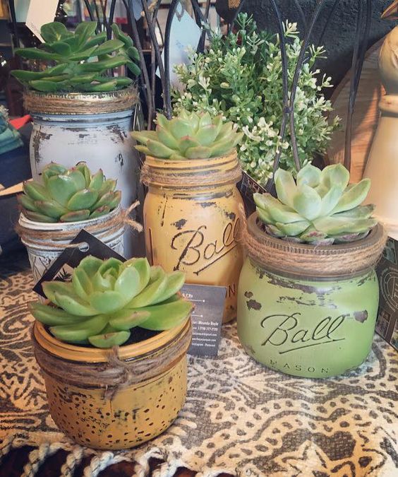 25+ Adorable DIY Mason Jar Crafts