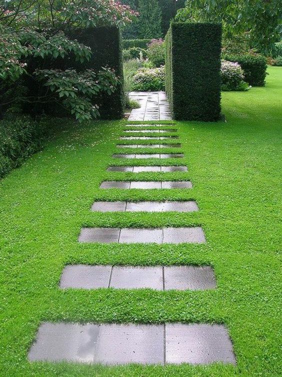 Modern Concrete Walkway Ideas: Elevate Your Outdoor Space