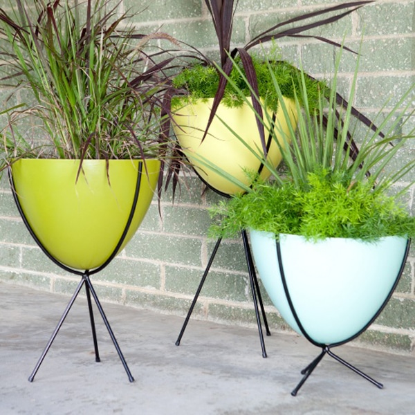 modern-planter-stands-15