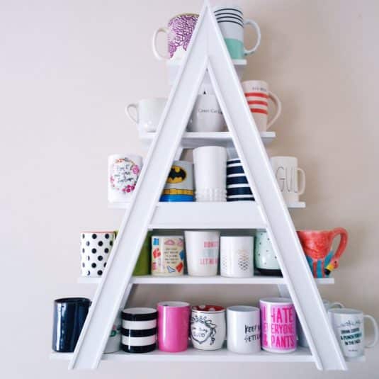 10+ Unique Mug Storage Ideas for Your Kitchen