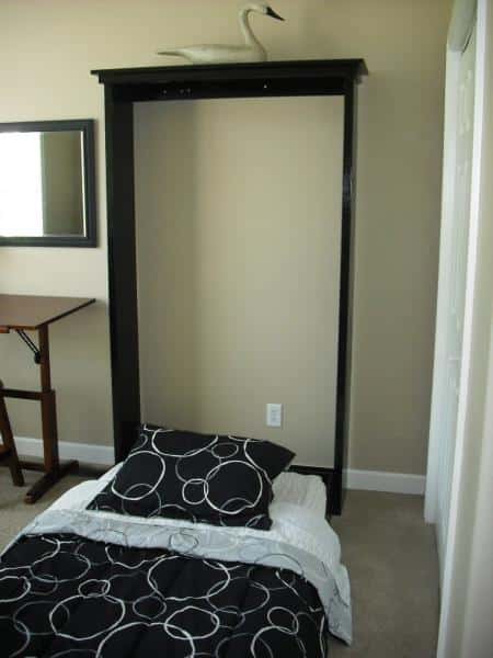 15+ DIY Murphy Beds To Save Space