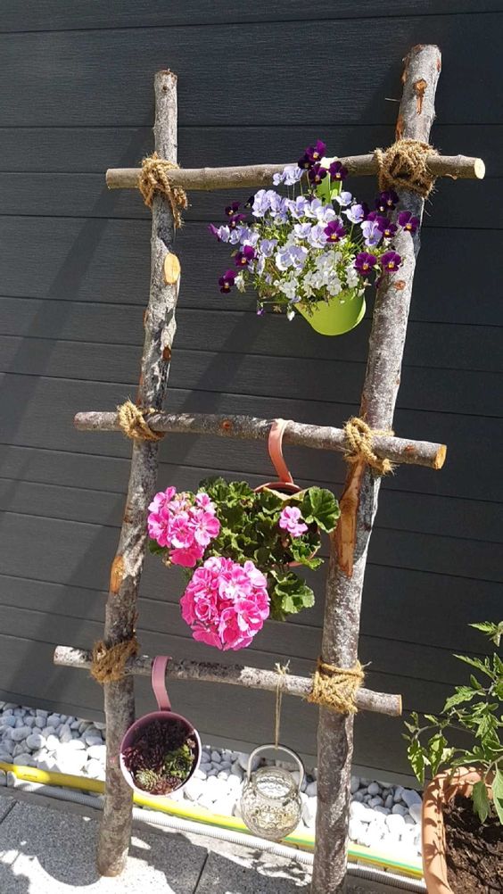 ountry yard and garden decorating ideas 12